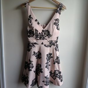 Trixxi XL Pink with velvet rose pattern dress